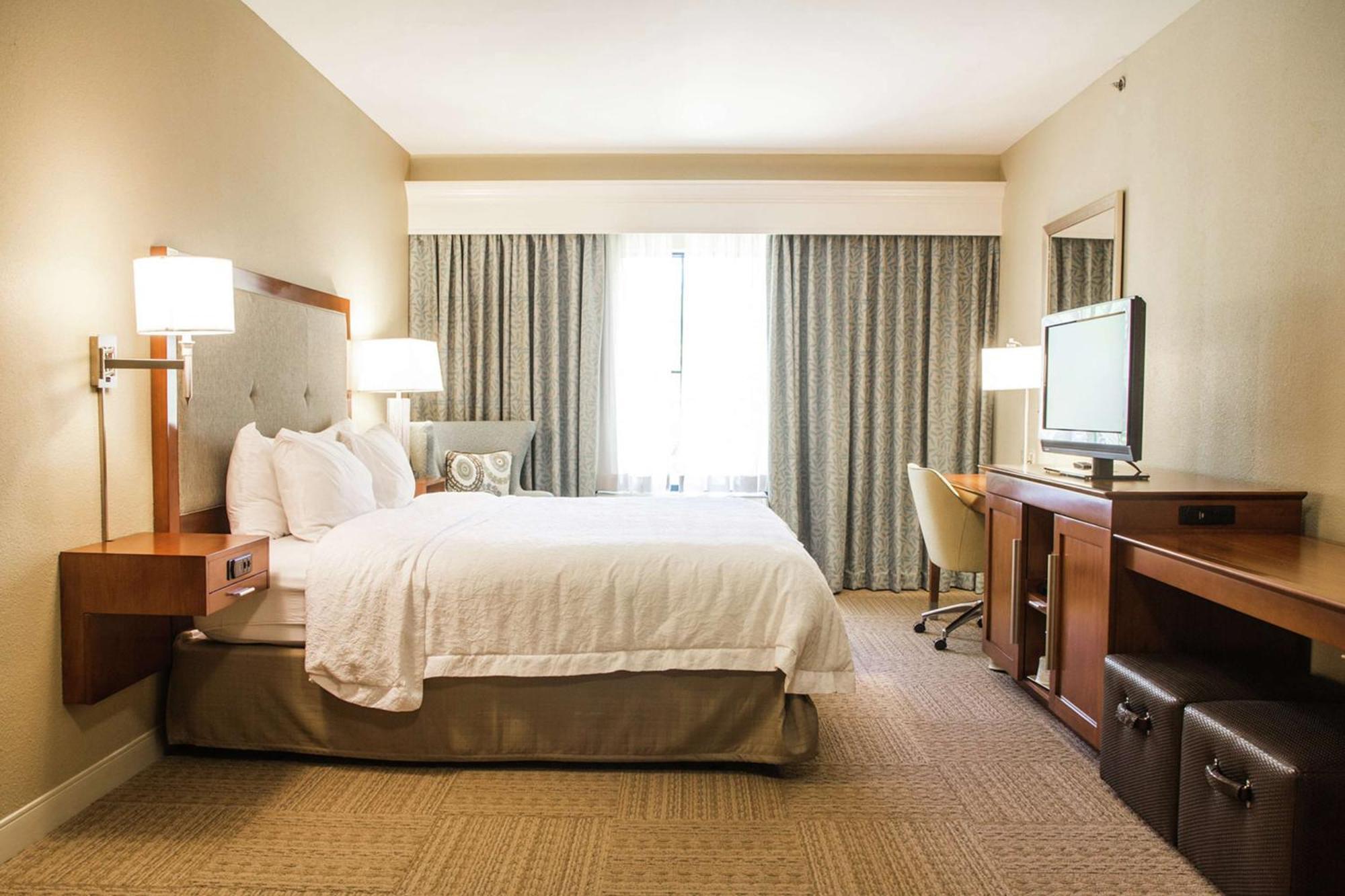 Hampton Inn Charleston-Daniel Island Ngoại thất bức ảnh